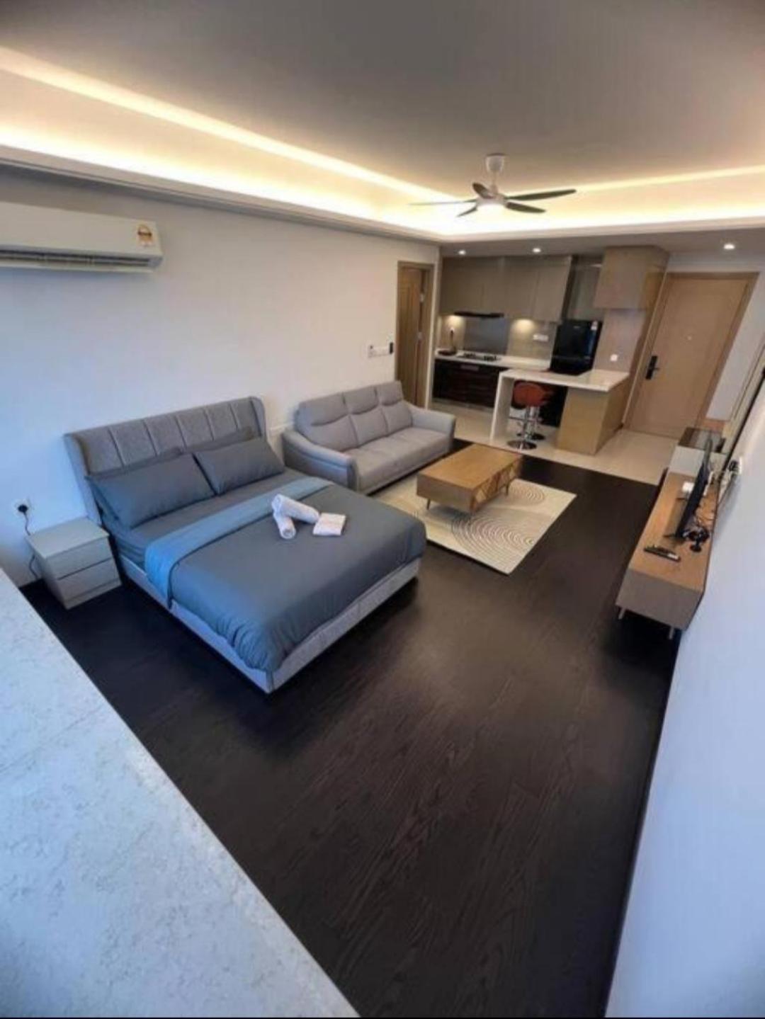 R&f Princess Cove Seaview Highfloor By Studio888 * Johor Bahru